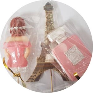 Cukrová figurka dívka v růžovém v Paříži K Decor