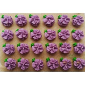 Cukrové květy fialové na platíčku 24ks Fagos